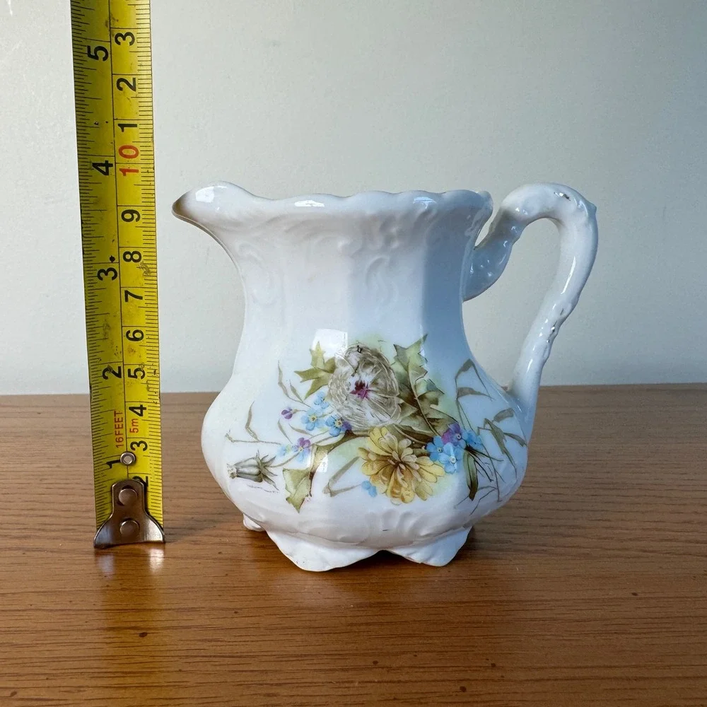 Vintage Ceramic Creamer Pitcher‎ Floral Design White Scalloped Rim
